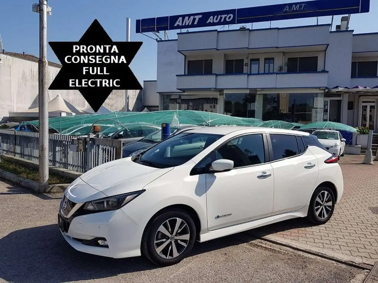 Photo 1 : Nissan Leaf 2018 Electric