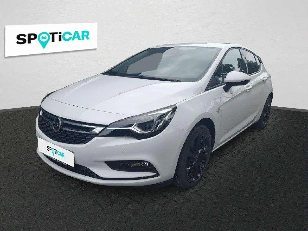 Photo 1 : Opel Astra 2018 Essence