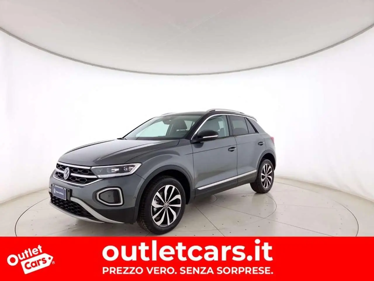 Photo 1 : Volkswagen T-roc 2024 Essence