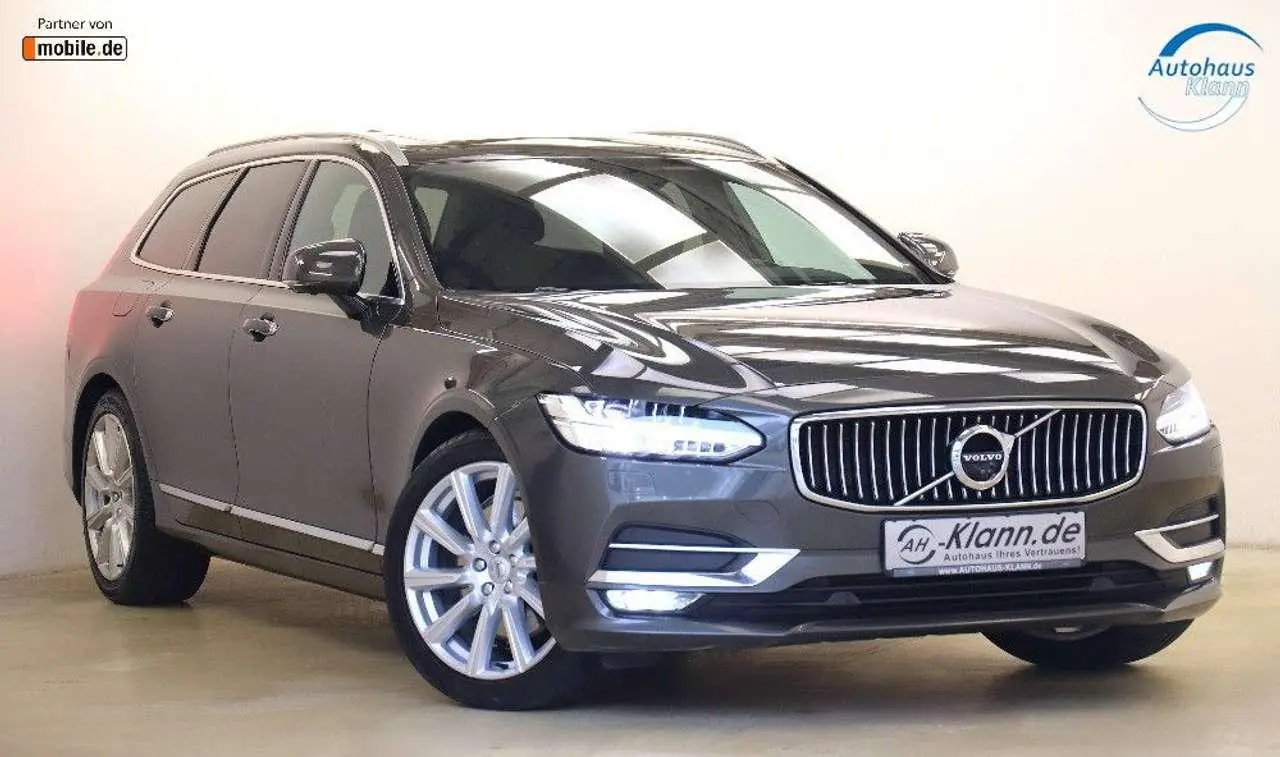 Photo 1 : Volvo V90 2017 Petrol