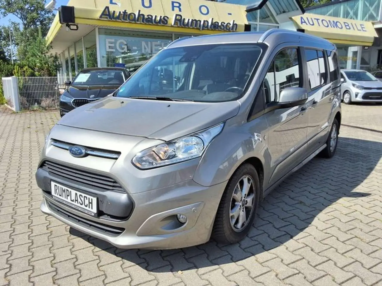 Photo 1 : Ford Tourneo 2017 Others