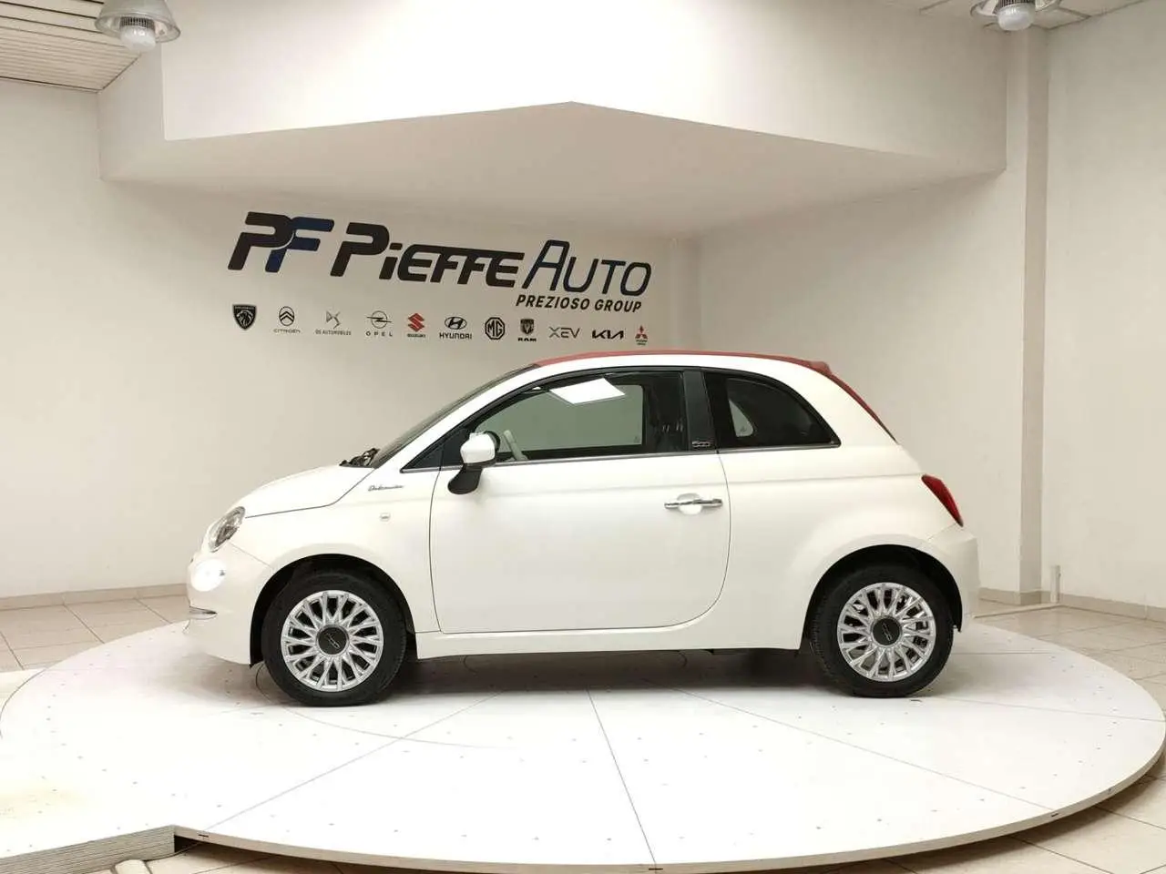 Photo 1 : Fiat 500c 2022 Petrol