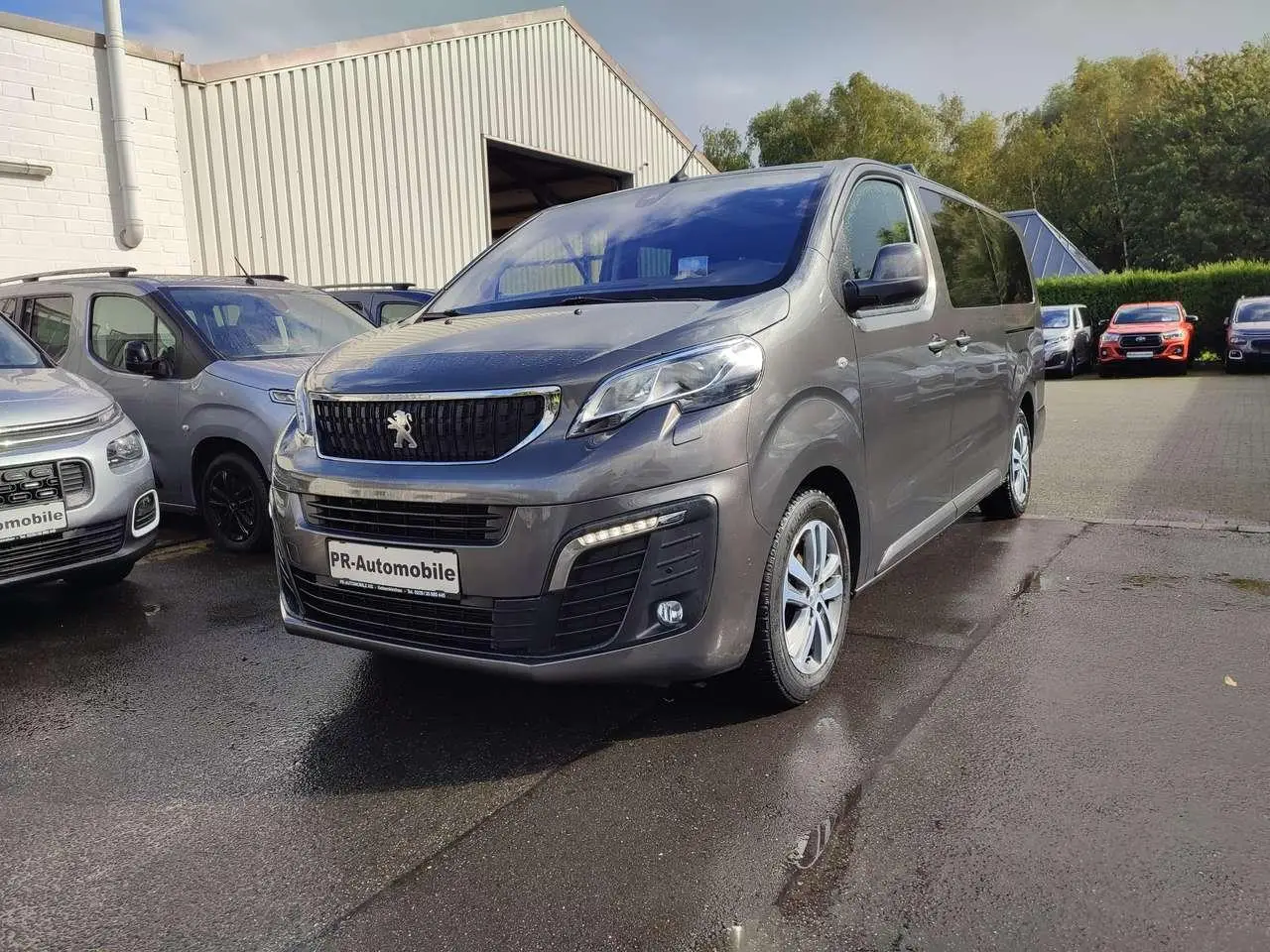 Photo 1 : Peugeot Traveller 2020 Diesel