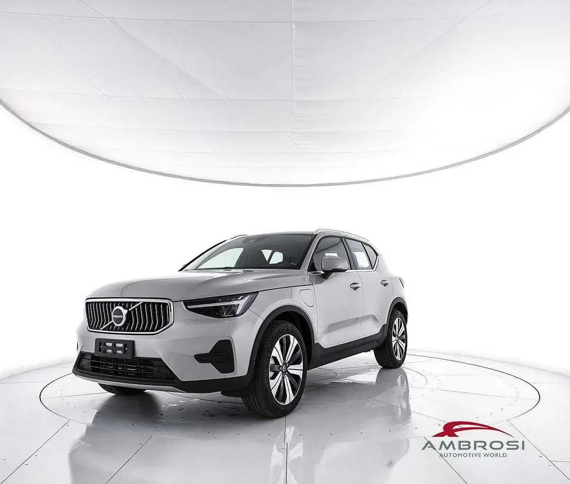 Photo 1 : Volvo Xc40 2023 Hybrid