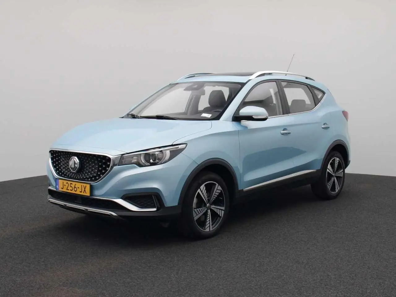 Photo 1 : Mg Zs 2020 Electric