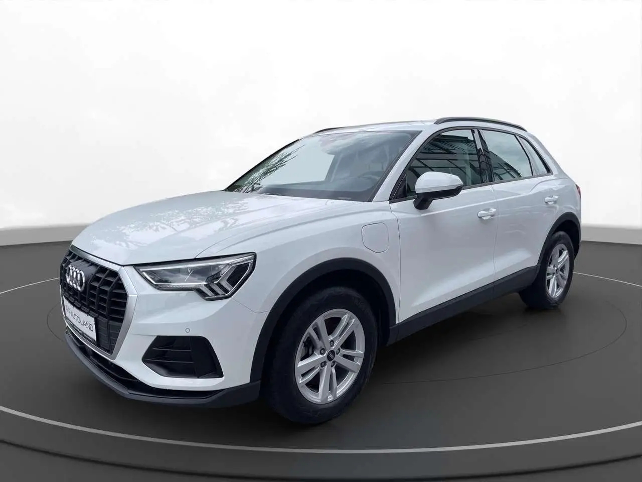 Photo 1 : Audi Q3 2021 Hybrid