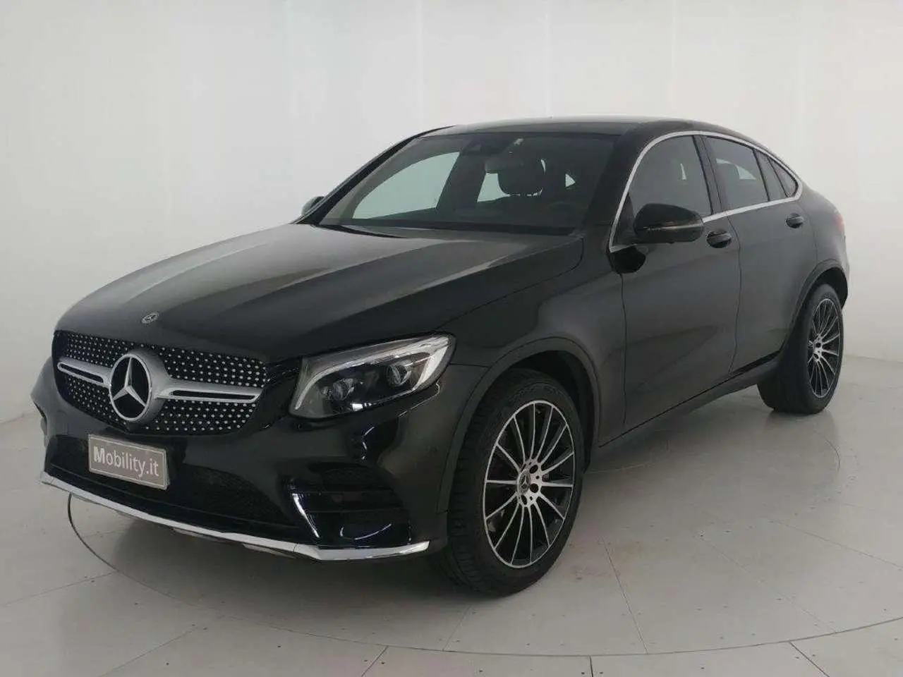 Photo 1 : Mercedes-benz Classe Glc 2019 Petrol