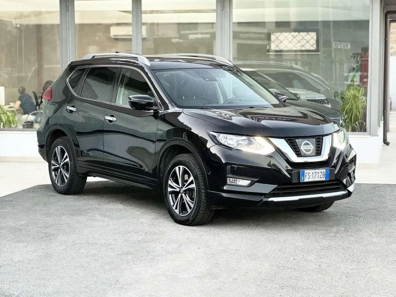 Photo 1 : Nissan X-trail 2018 Diesel