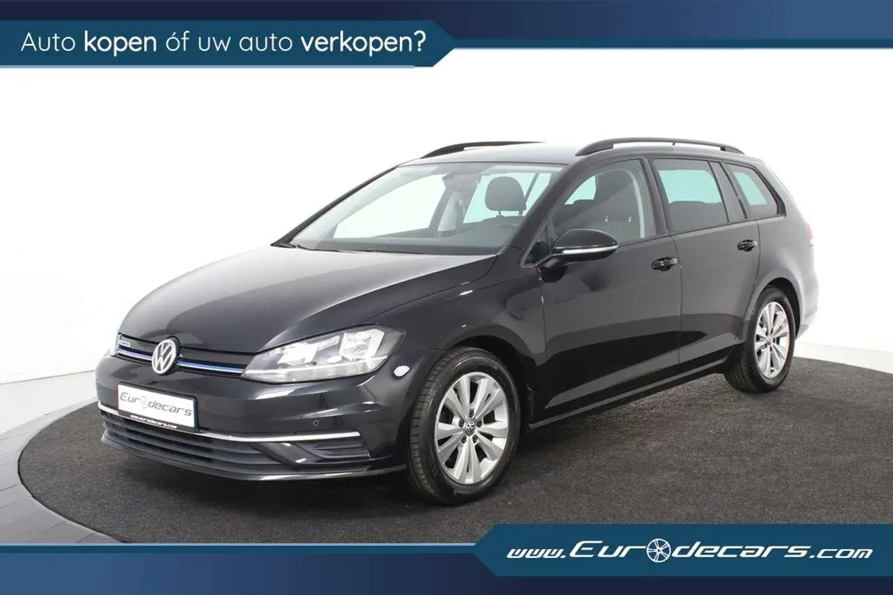 Photo 1 : Volkswagen Golf 2019 Petrol