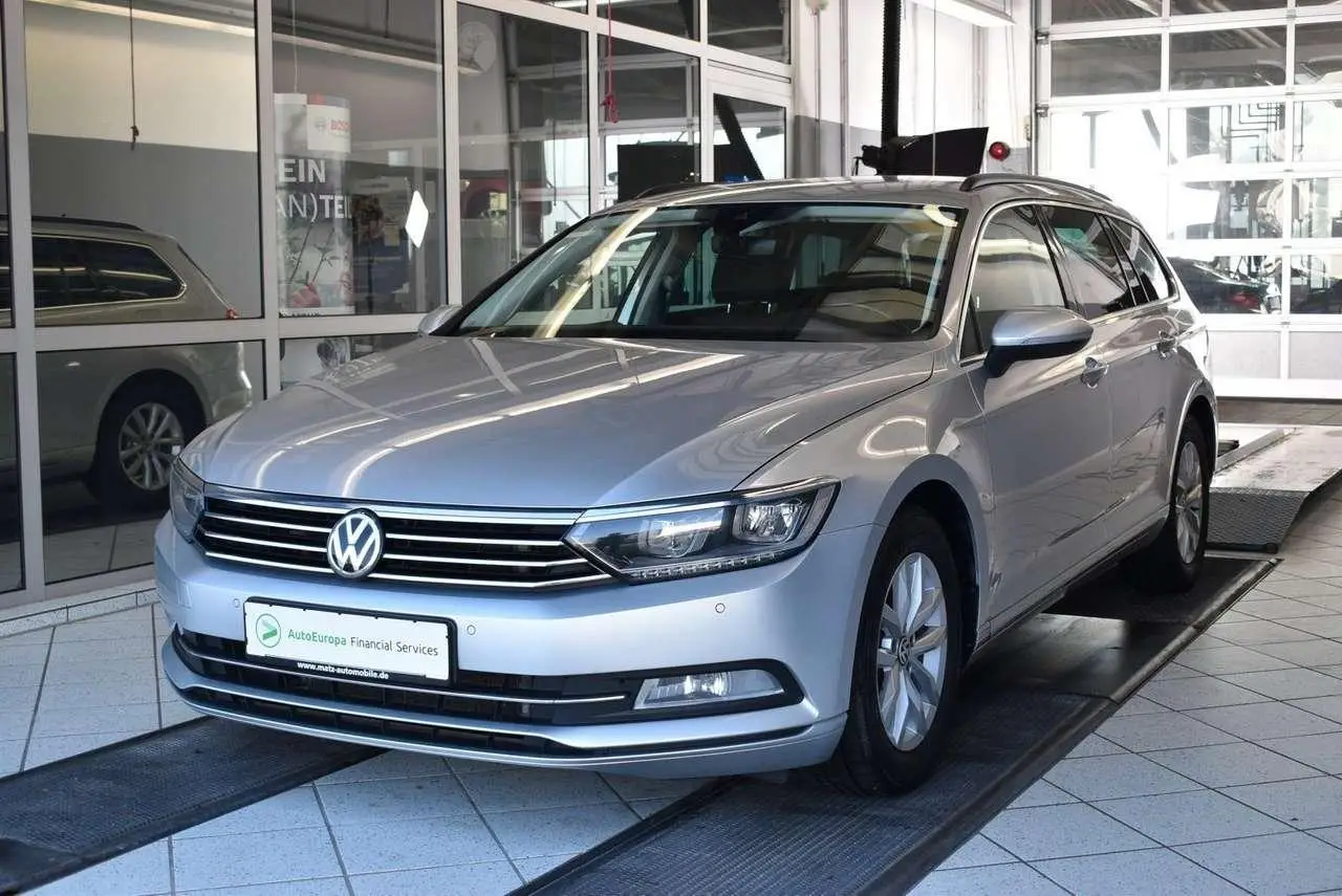 Photo 1 : Volkswagen Passat 2019 Diesel