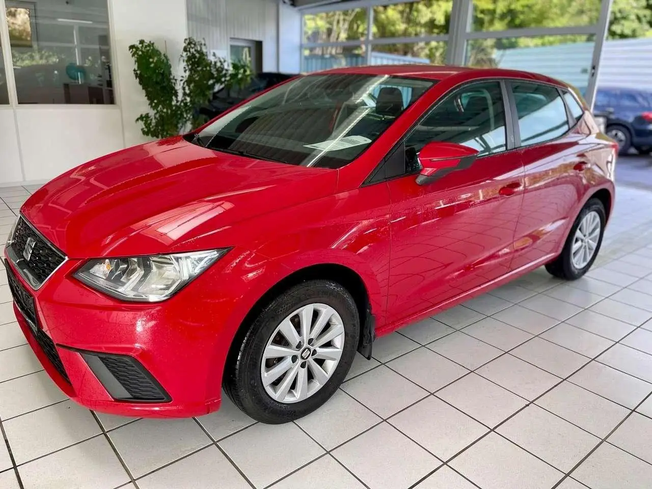 Photo 1 : Seat Ibiza 2020 Petrol