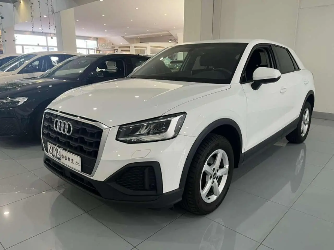 Photo 1 : Audi Q2 2021 Petrol