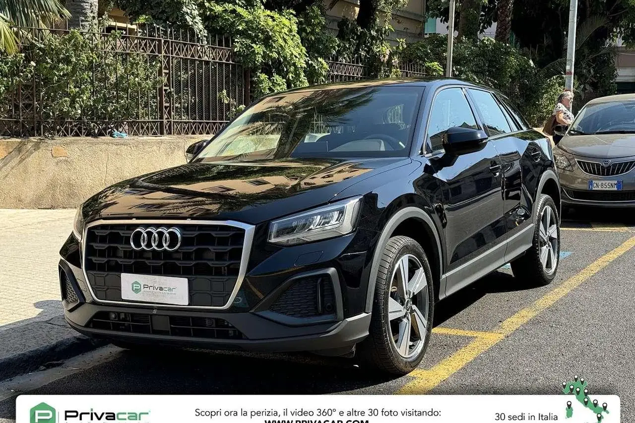 Photo 1 : Audi Q2 2022 Diesel