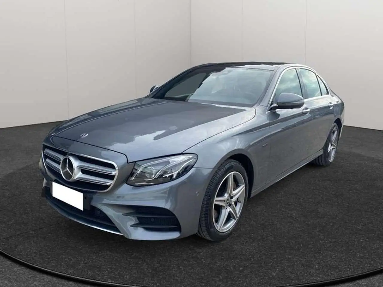 Photo 1 : Mercedes-benz Classe E 2020 Hybrid