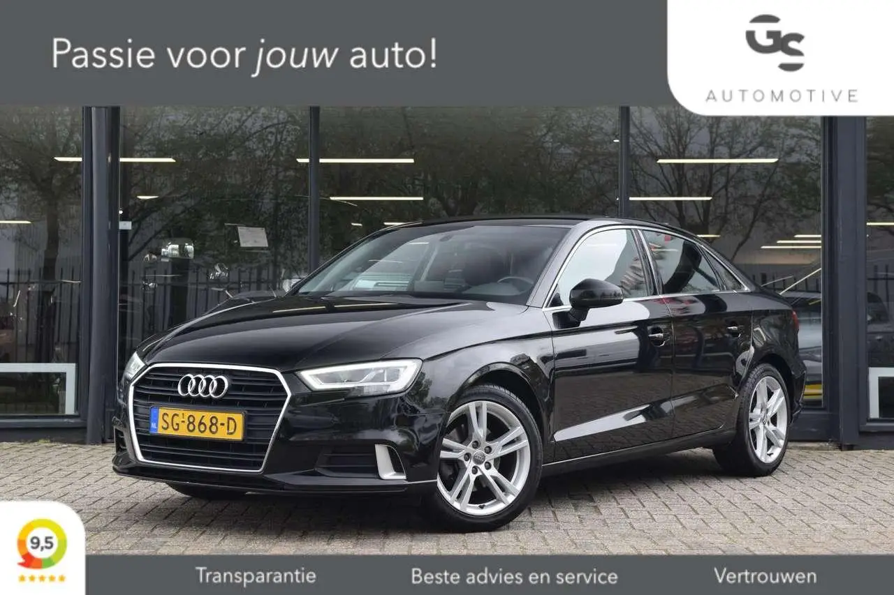 Photo 1 : Audi A3 2018 Essence