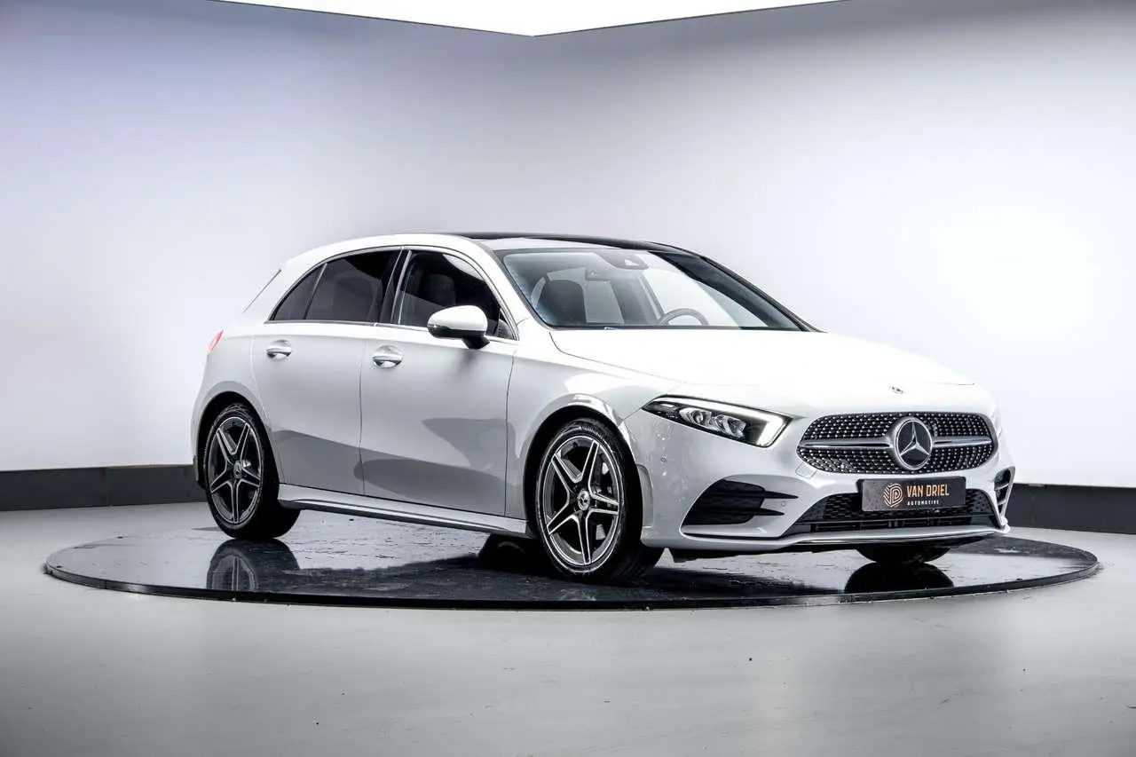 Photo 1 : Mercedes-benz Classe A 2021 Petrol