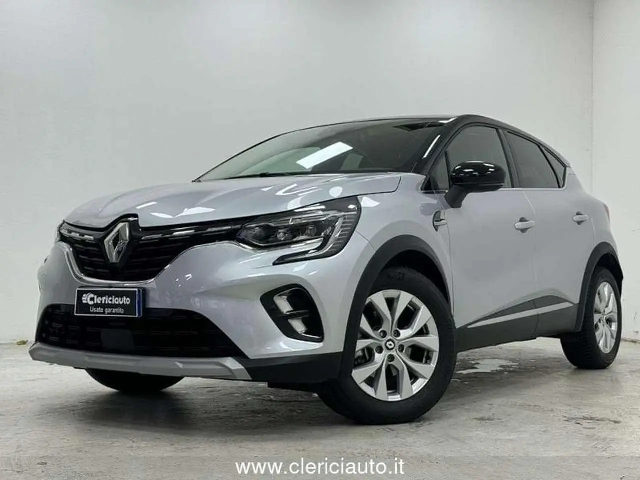 Photo 1 : Renault Captur 2022 Hybride