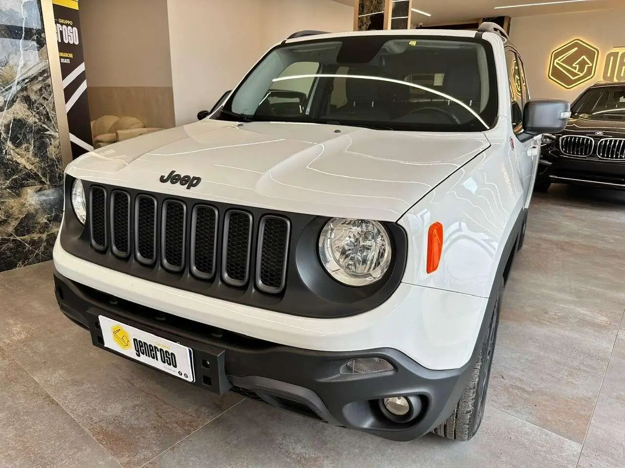 Photo 1 : Jeep Renegade 2015 Diesel