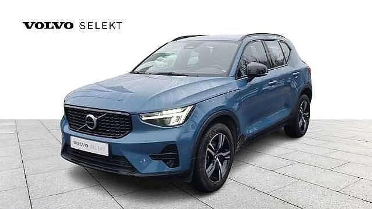 Photo 1 : Volvo Xc40 2022 Petrol