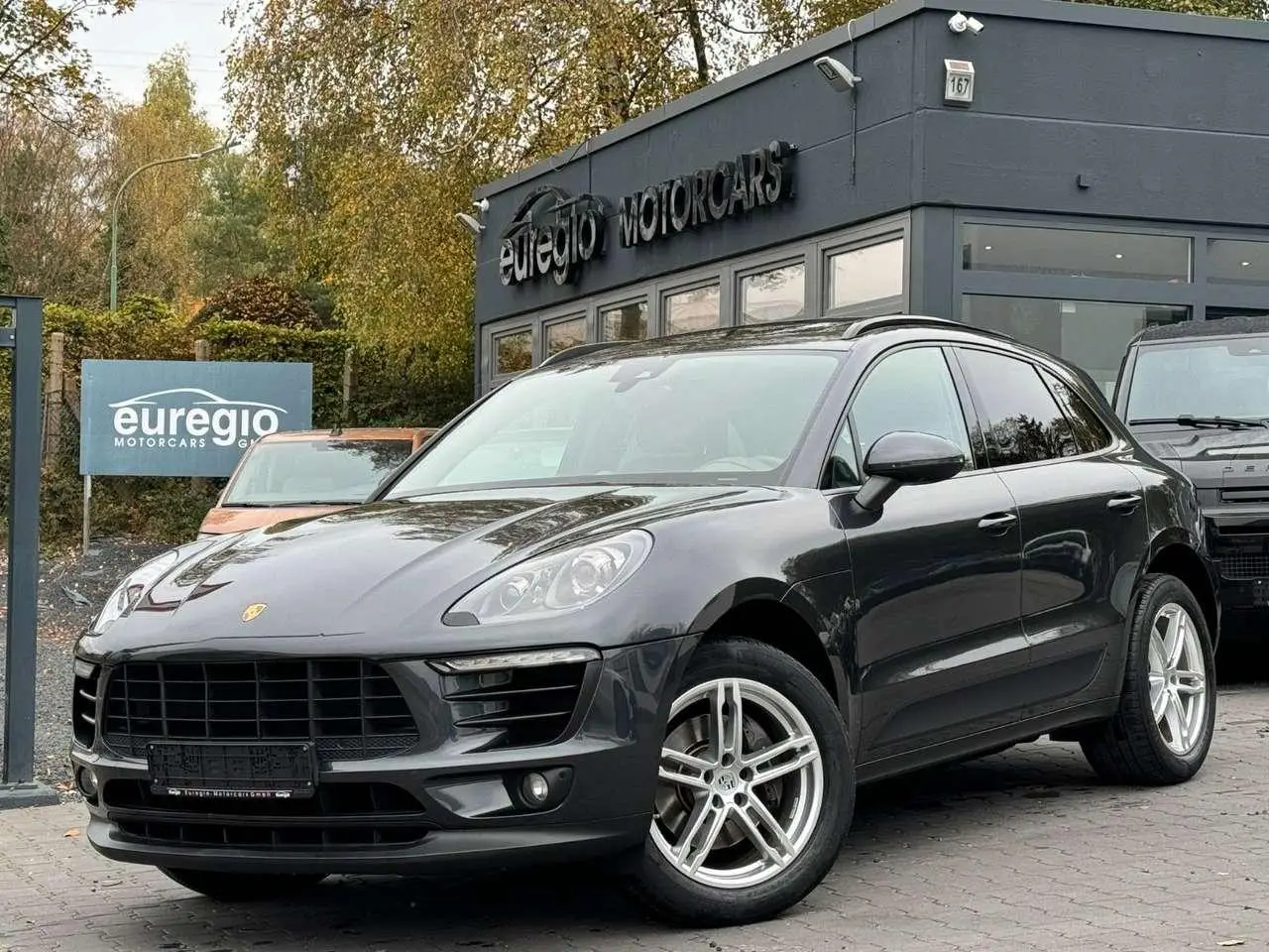 Photo 1 : Porsche Macan 2017 Petrol