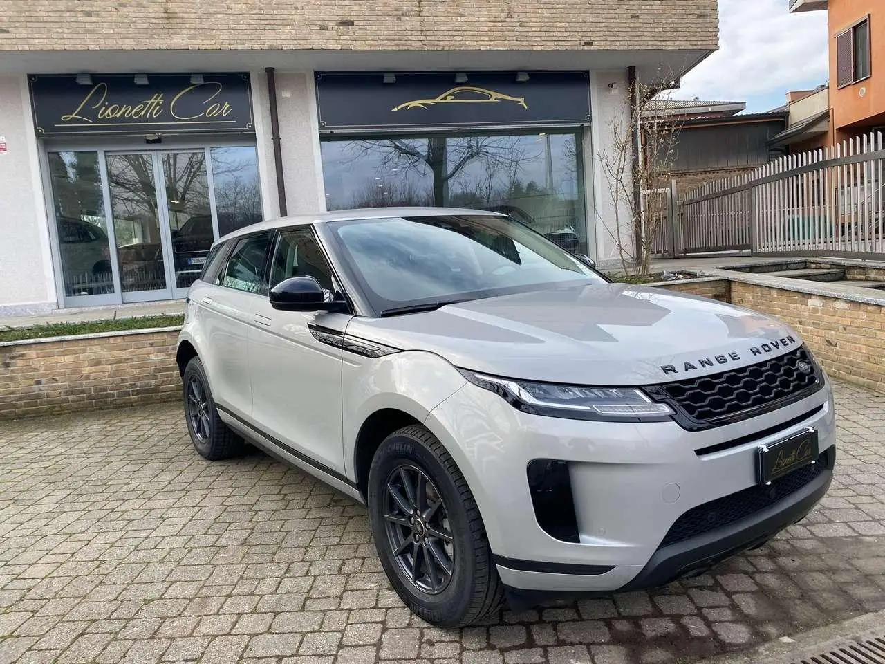 Photo 1 : Land Rover Range Rover Evoque 2019 Hybride