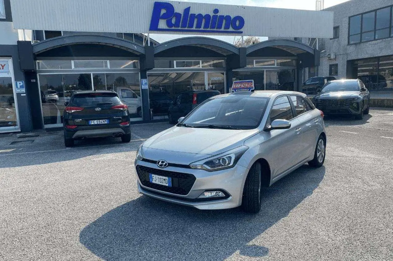 Photo 1 : Hyundai I20 2017 Essence