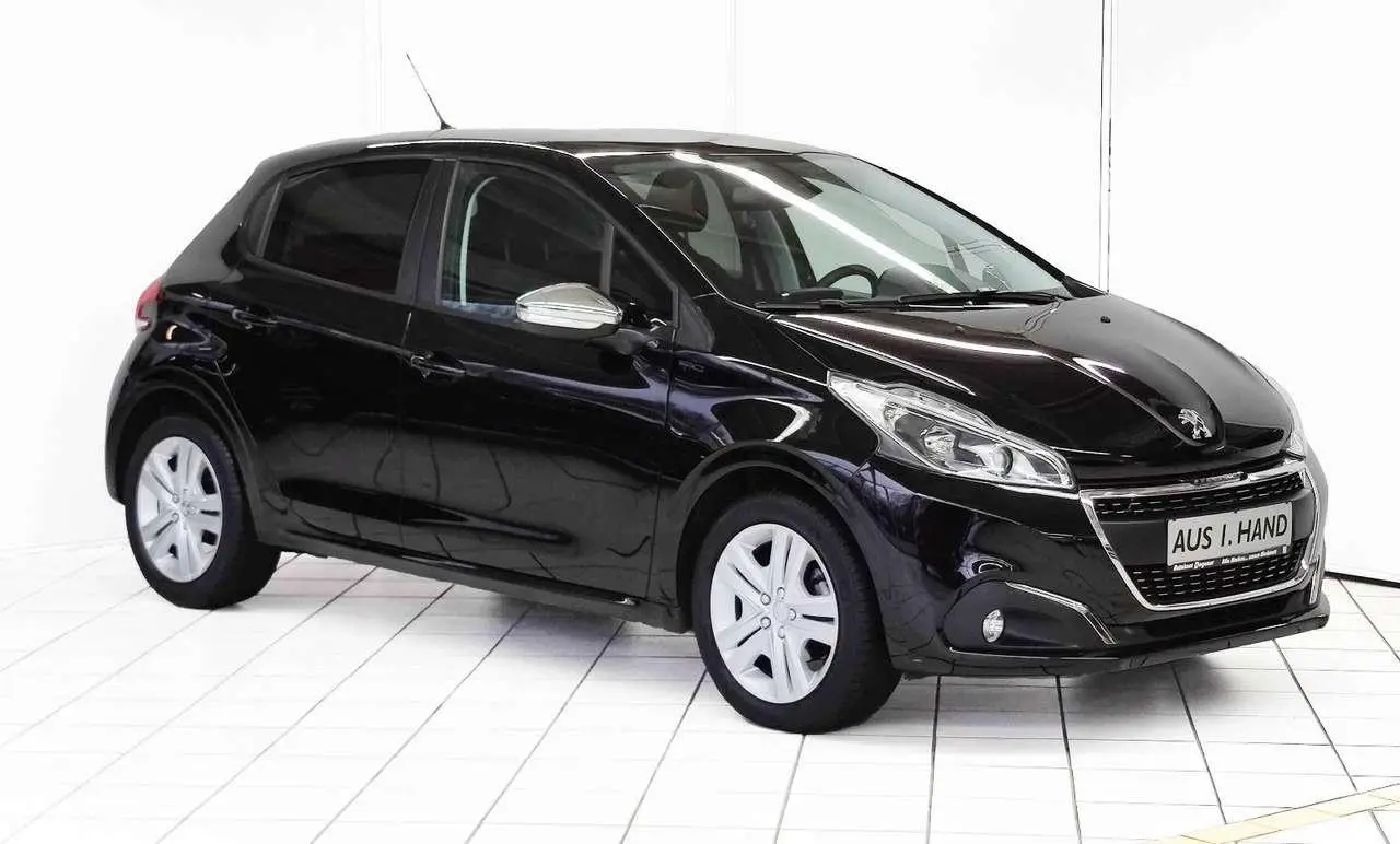 Photo 1 : Peugeot 208 2019 Petrol