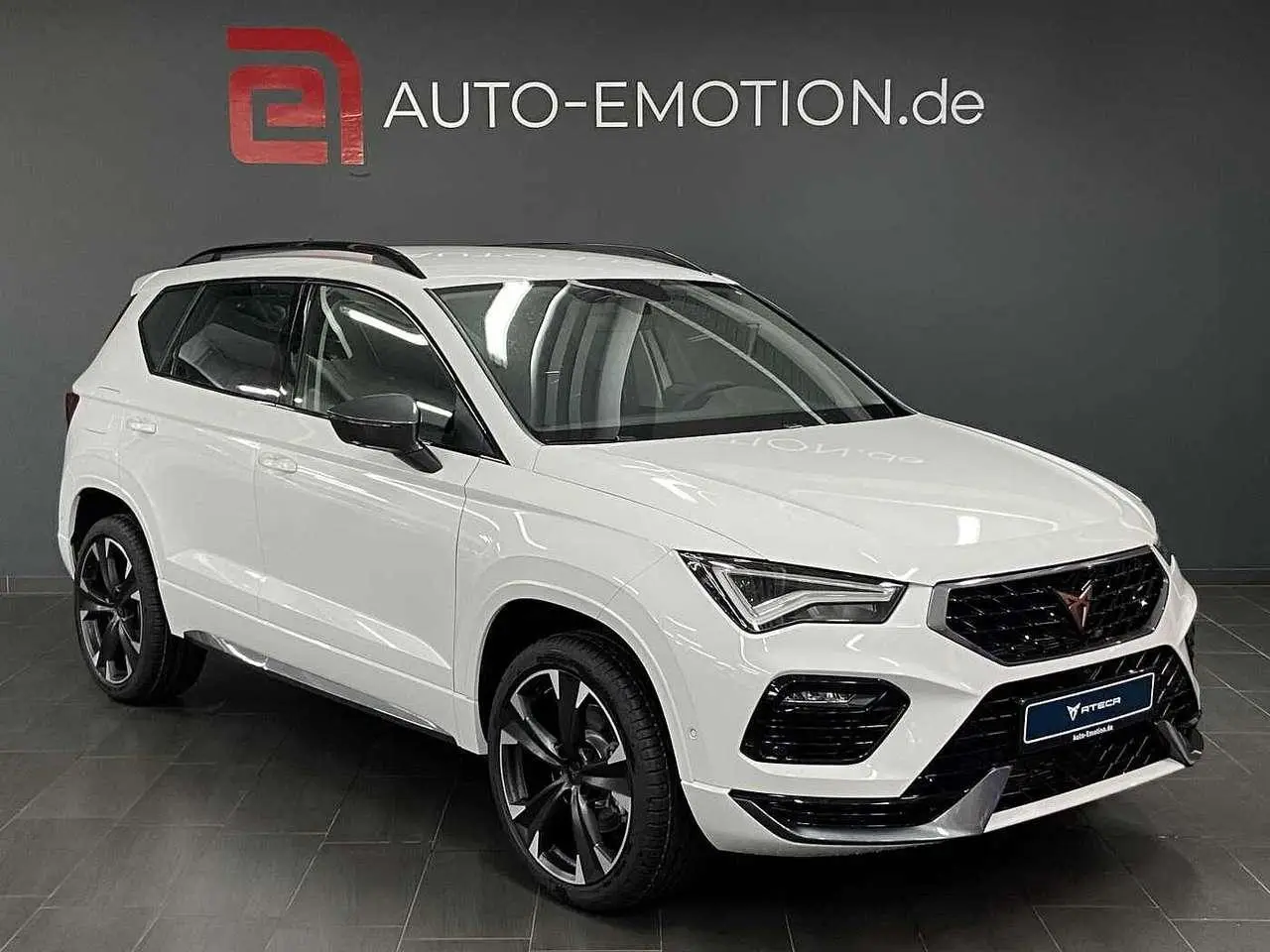 Photo 1 : Cupra Ateca 2024 Petrol