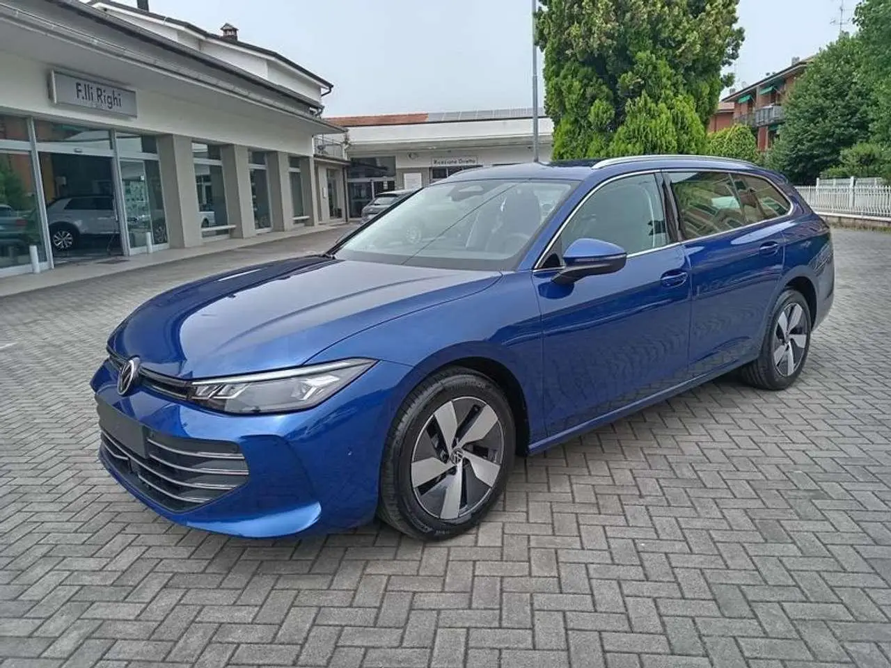 Photo 1 : Volkswagen Passat 2024 Diesel