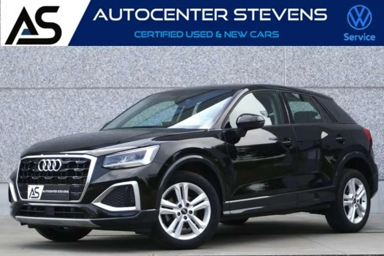 Photo 1 : Audi Q2 2023 Petrol