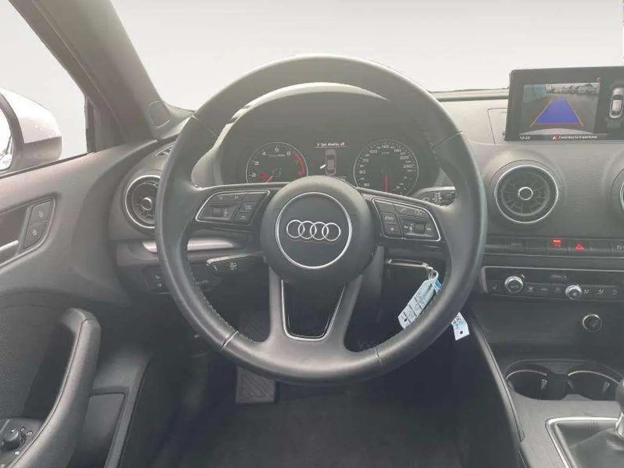 Photo 1 : Audi A3 2020 Petrol