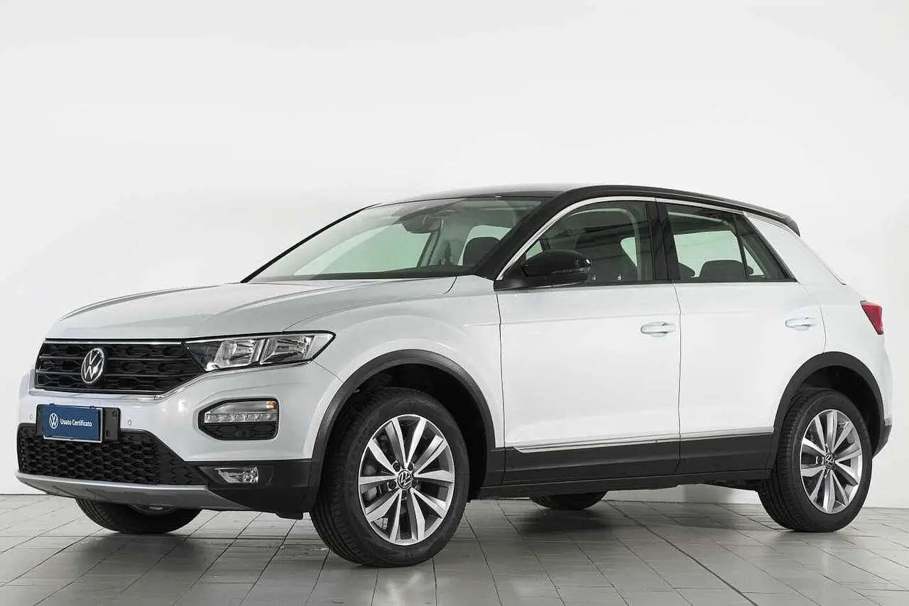 Photo 1 : Volkswagen T-roc 2021 Essence