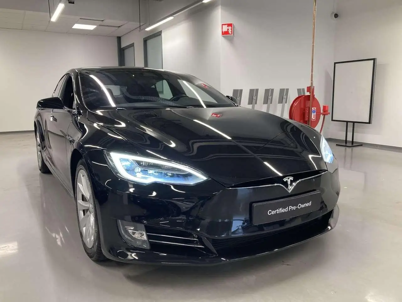 Photo 1 : Tesla Model S 2018 Electric