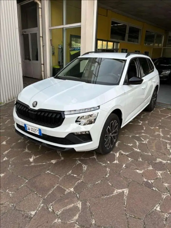 Photo 1 : Skoda Kamiq 2024 Petrol