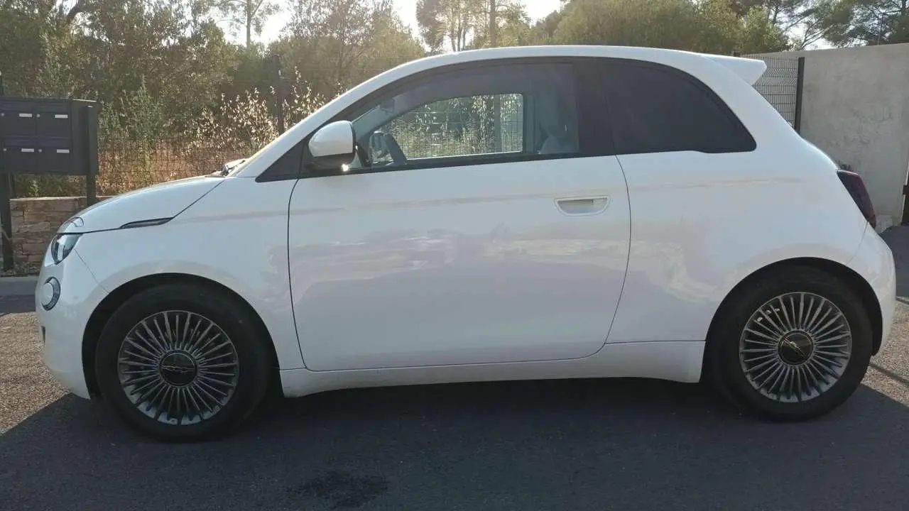 Photo 1 : Fiat 500 2022 Electric