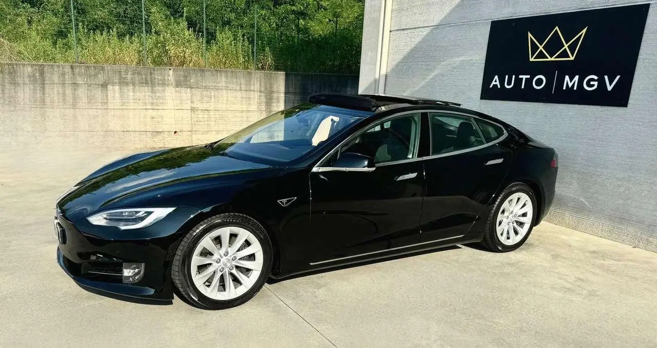 Photo 1 : Tesla Model S 2016 Electric