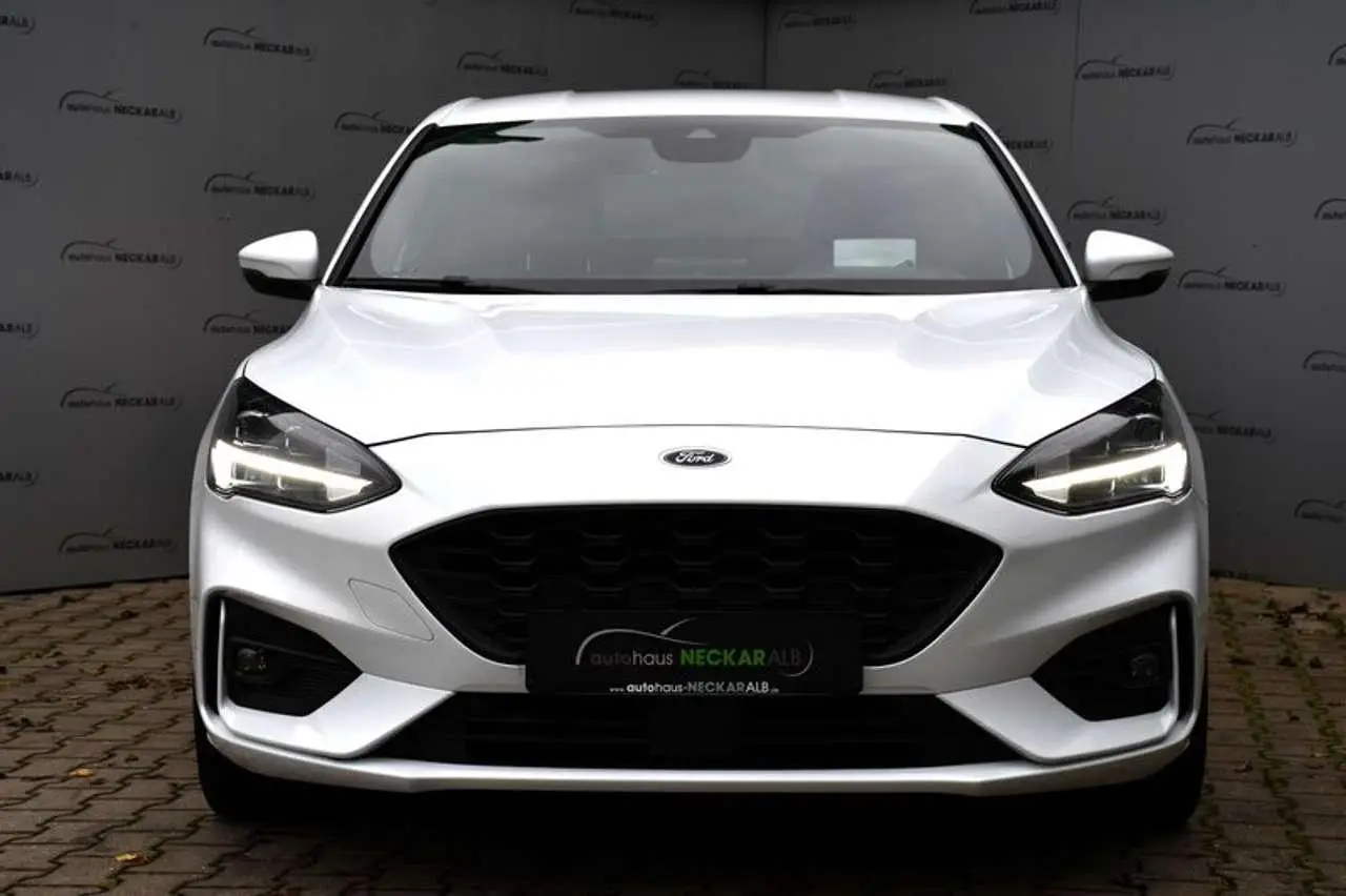 Photo 1 : Ford Focus 2021 Petrol