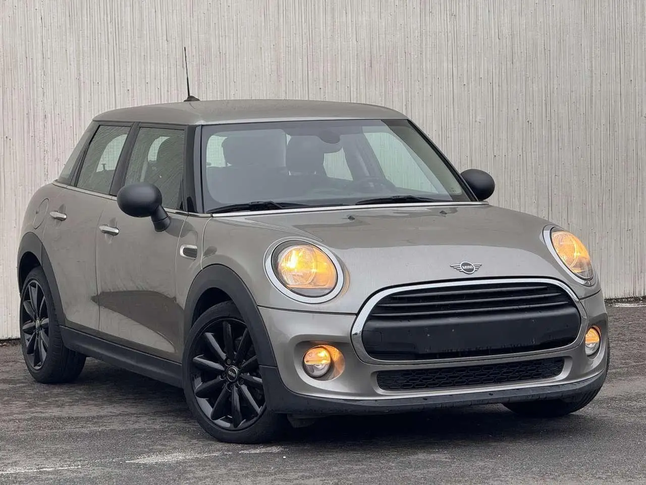 Photo 1 : Mini One 2019 Diesel