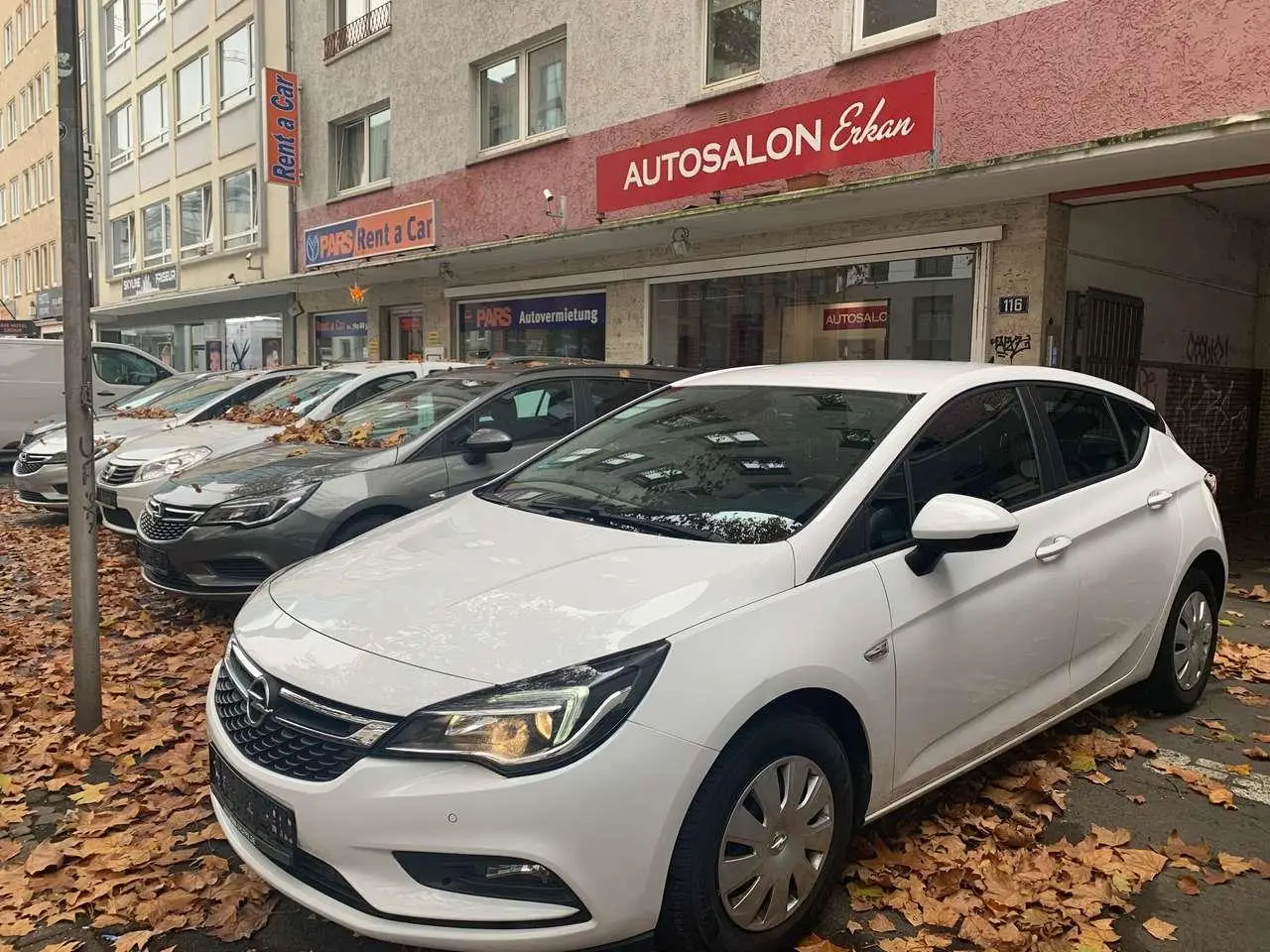 Photo 1 : Opel Astra 2017 Petrol