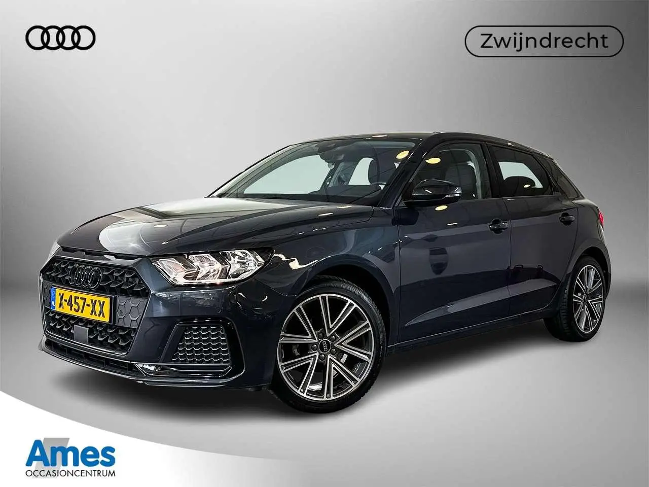 Photo 1 : Audi A1 2023 Essence