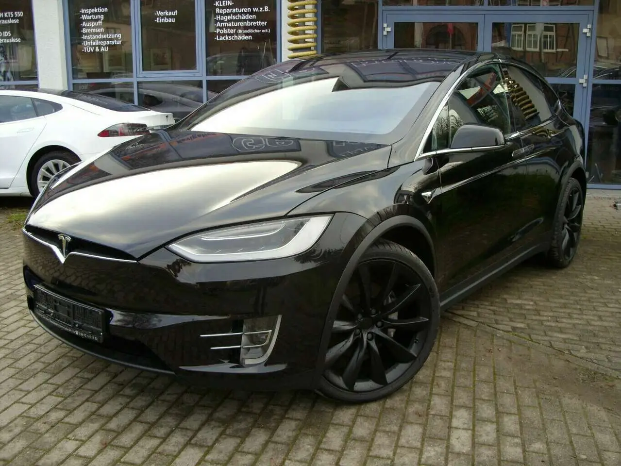 Photo 1 : Tesla Model X 2017 Électrique