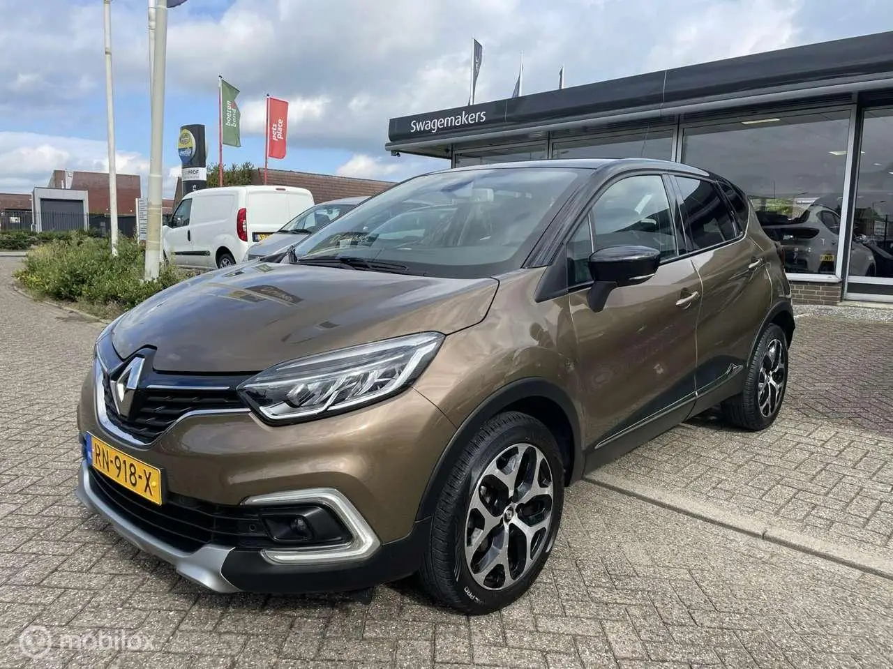 Photo 1 : Renault Captur 2018 Essence