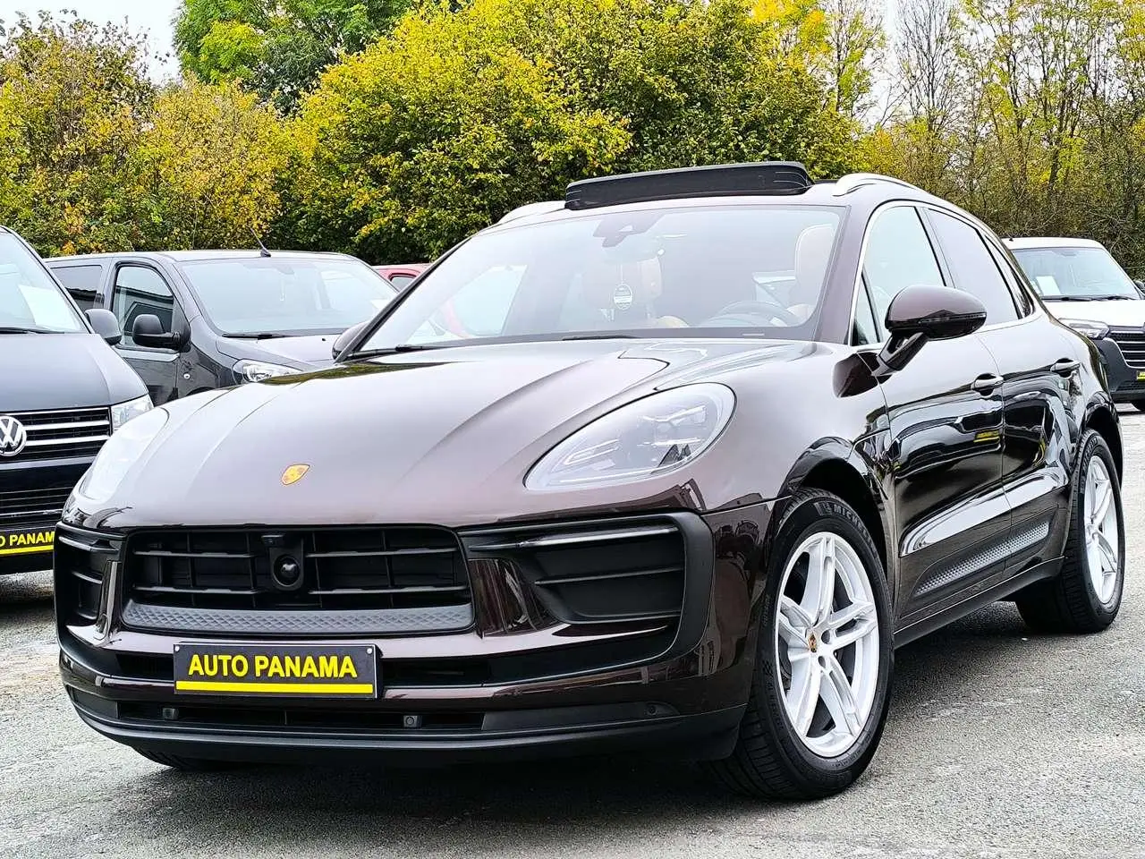 Photo 1 : Porsche Macan 2022 Essence