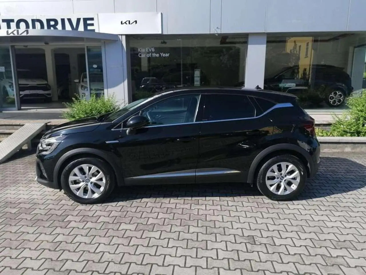 Photo 1 : Renault Captur 2021 Hybrid