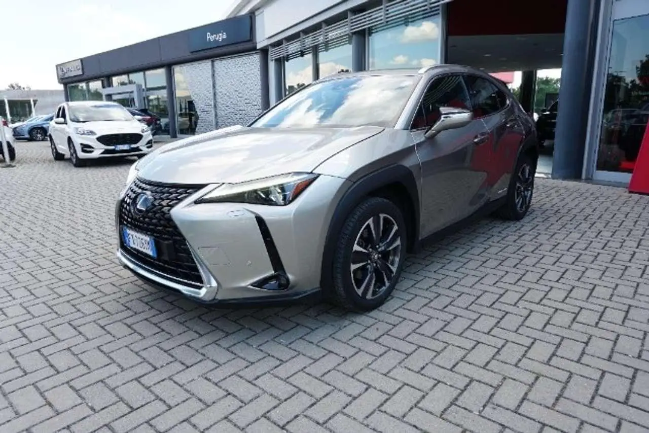 Photo 1 : Lexus Ux 2019 Hybride