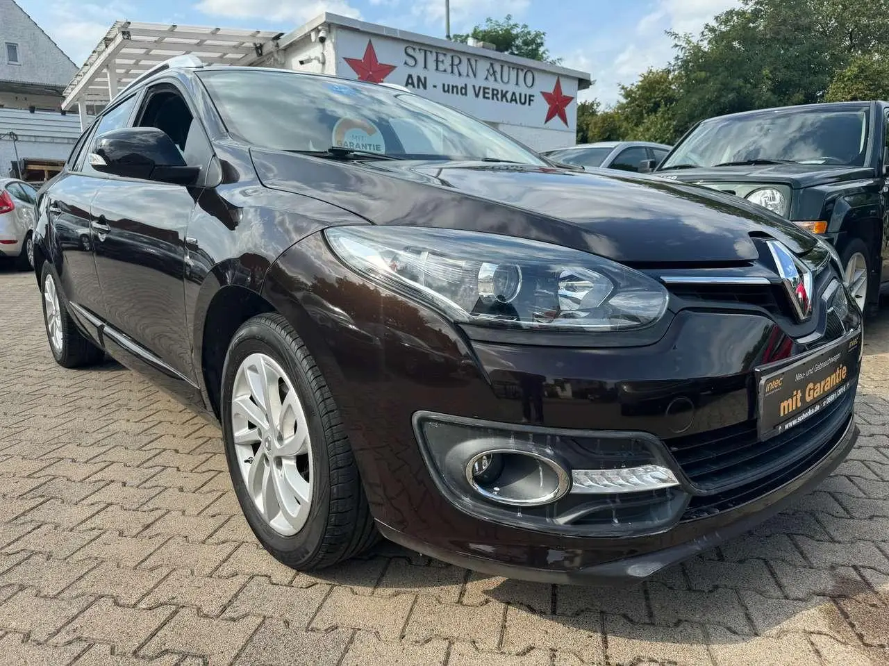 Photo 1 : Renault Megane 2016 Petrol