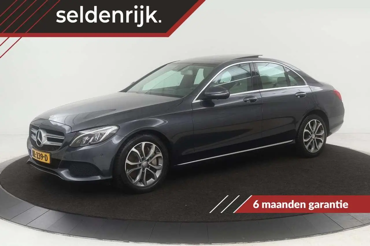 Photo 1 : Mercedes-benz Classe C 2015 Hybride