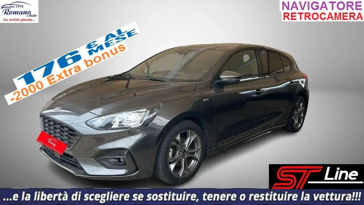 Photo 1 : Ford Focus 2021 Diesel