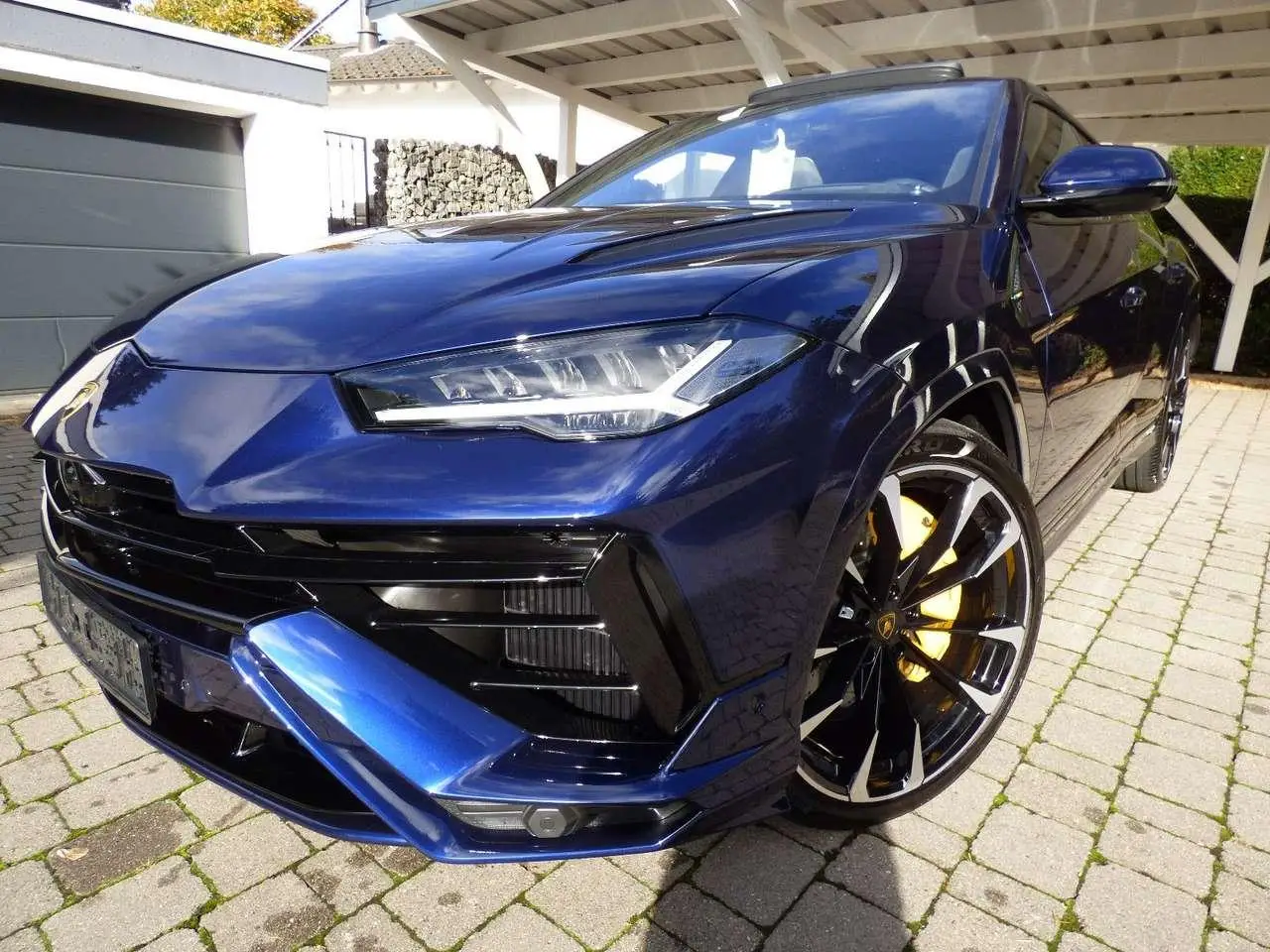 Photo 1 : Lamborghini Urus 2024 Petrol