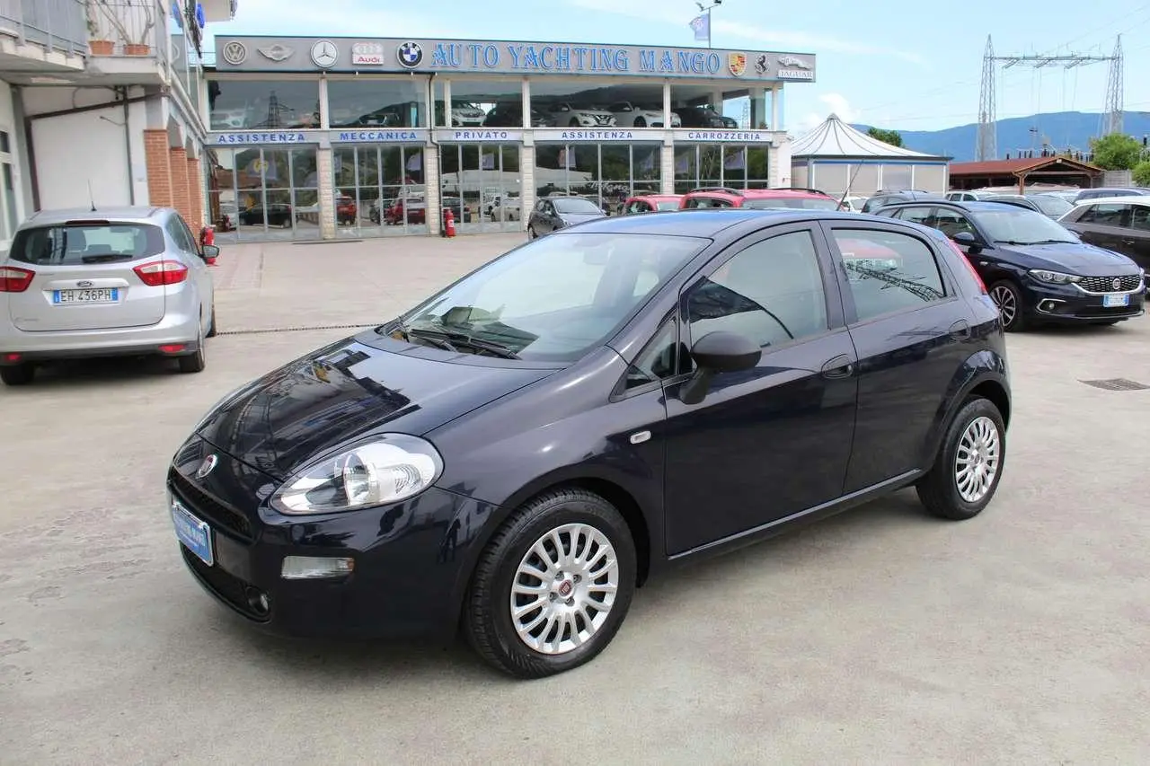 Photo 1 : Fiat Punto 2017 Diesel